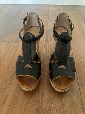 Chloe cork bottom heeled wedge sandals, black leather, size 38 (runs small)